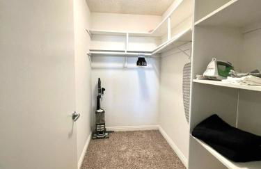 Amazing Universal Studios Loft FREE parking - Foto 8