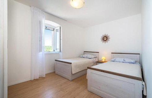 Lovely Home In Brbinj With Wifi - Foto 32