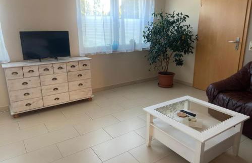 Großzügige Wohnung mit Schreibtischarbeitsplatz in Genthin OT Tucheim - Foto 2