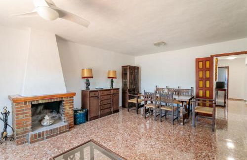 Villa with private swimming-pool in quiet location - Foto 7