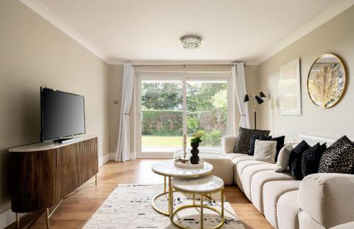 Seahaven in Sandbanks with Private Hot Tub - Photo 1