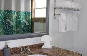 Hidden Emerald-Apartment with Kitchen and Laundry - Foto 9