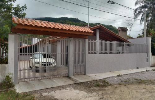 Casa Ubatuba Perequê Açu - Foto 1