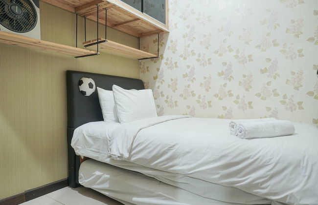 Comfortable 2BR Apartment at Kebagusan City - Foto 10