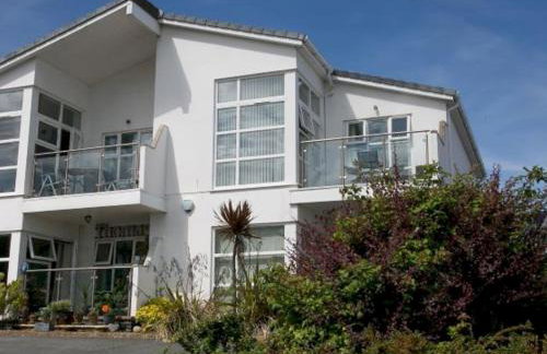 2 Bed Sea View Apartment with Balcony Parking - Pass the Keys - Foto 33