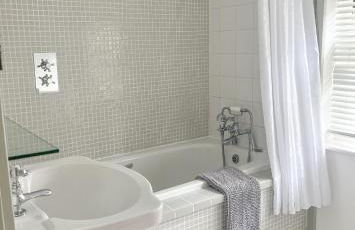 The Mews Pet Friendly and Parking - Foto 7