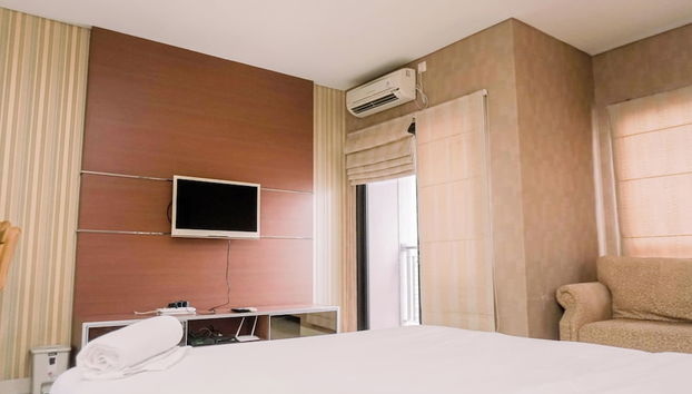 Strategic Studio At 30Th Floor Tamansari Semanggi Apartment - Foto 4, Habitación