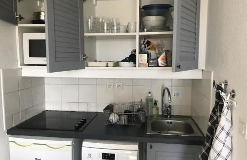 T2 front de mer piscine parking terrasse du samedi au samedi juillet août 2026 - Foto 4