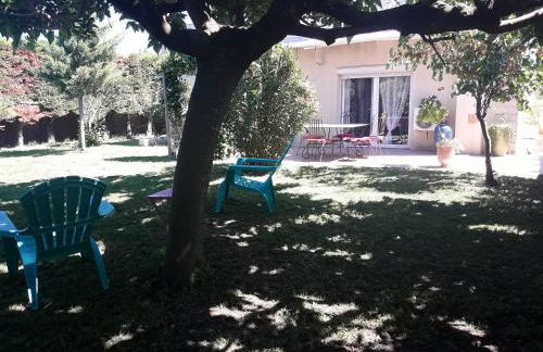 Maison charmante à Maillane avec piscine privée - Foto 15