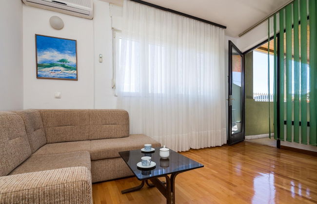 Big 80 m2 apt With Balcony in the Heart of Split - Foto 11