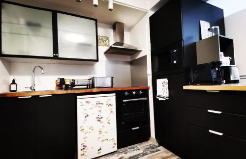 Proche de Nancy centre, appart cinéma rénové avec parking gratuit - Foto 5