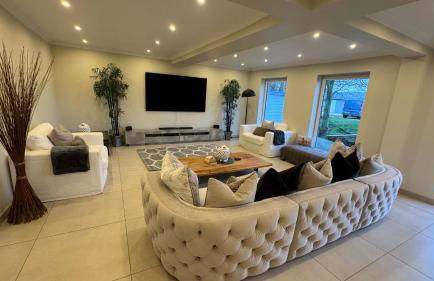 Home with Natural Mineral Spring Water near Stamford - Foto 3