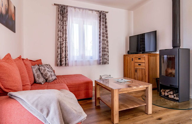 Lakeside Village 35 - Photo 2