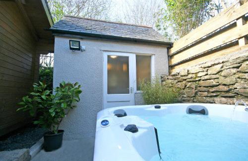 Yealm Cabin Self Catering Log Cabin in Devon with Hot Tub - Foto 13