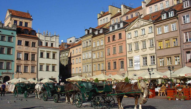 Warsaw, the Capital of Poland - Private - Photo 2