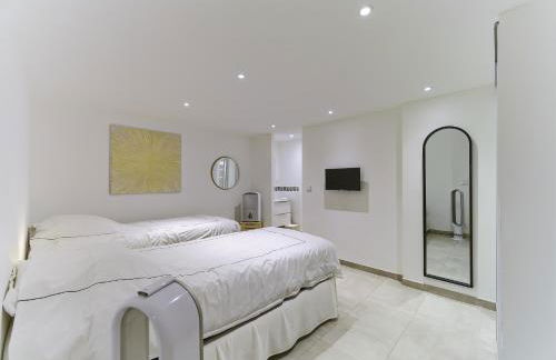 Superbe villa spacieuse, piscine chauffée, padel - Foto 24