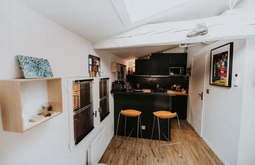 Studio cosy & climatisé au cœur de Toulouse - Quartier des Carmes - Foto 2
