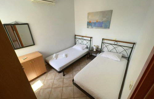 Coastal Charm-Getaway to Artichoke's Seaside Oasis - Foto 11