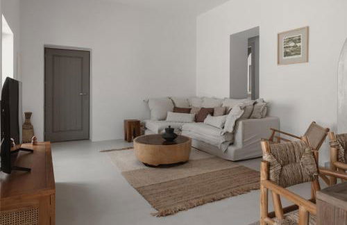 Siora of Paros - Ammiralis & Castelis - Photo 33