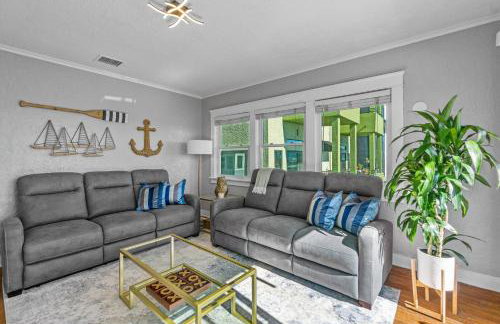 Bankers Hill Hideaway with AC Views and Parking - Foto 13