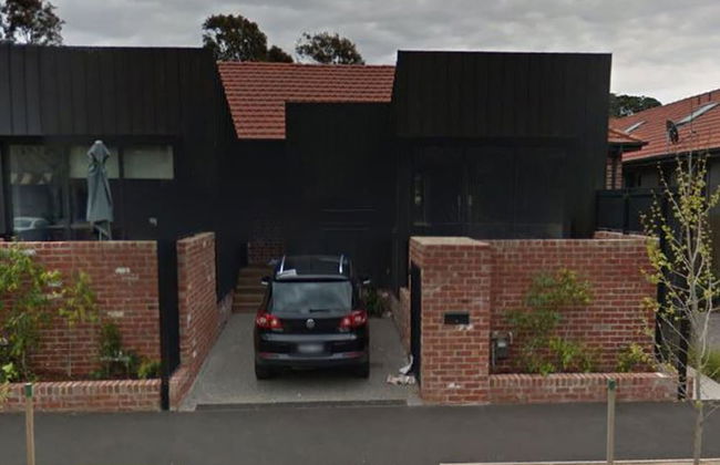 Class, Style and Location in Carlton - Photo 15