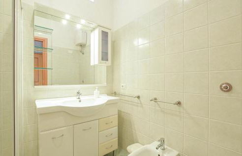 Nice Apartment In Villaurbana With Wifi - Foto 26