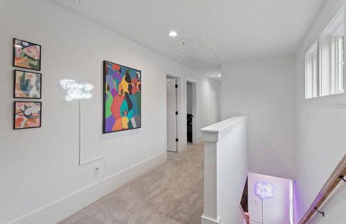 Home Near Lenovo Center and Carter Finley - Foto 26