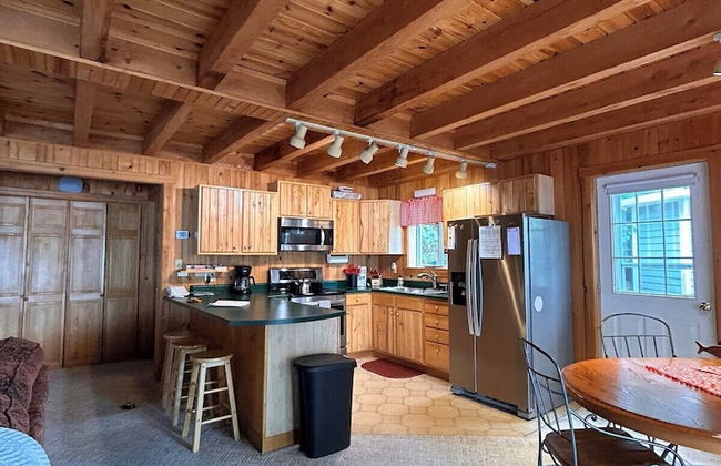 717 West Shore Rd. - Foto 2