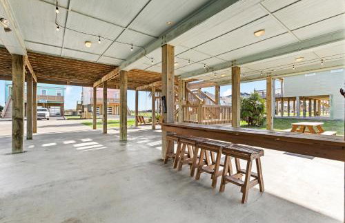 Sand Dollar Beachside 3BR Retreat, Ocean Views, Firepit & Pet Friendly - Foto 46