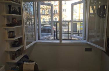 LUXURY One BEDROOM FLAT - Photo 16