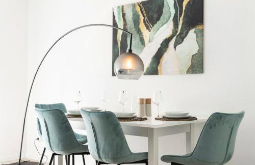 Arena in der Nähe - Tiefgarage - Balkon - Küche - Smart TV - Foto 11