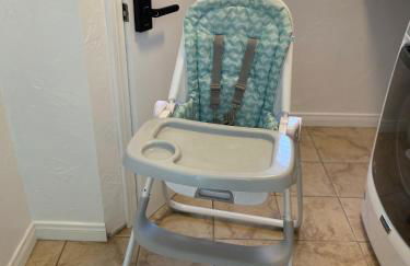 Hot Tub-EV-Kid Friendly-Arcade Game-BBQ-Fire Pit - Photo 45