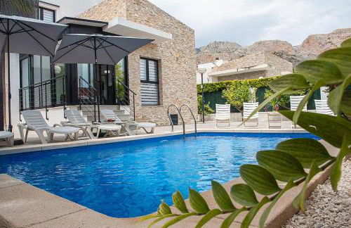 Modern villa with a private pool - Foto 1