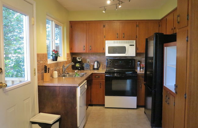 Sweet Home - 3 Bedroom - Photo 15