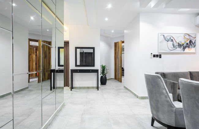 The Azaria Hotel & Apartment - Photo 60