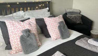 Self contained annexe in the heart of Wedmore - Foto 5