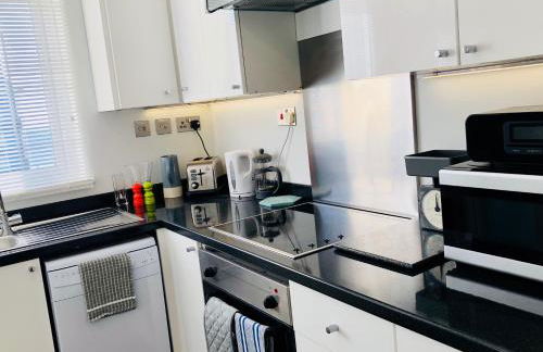 Coast Apartment - Photo 9