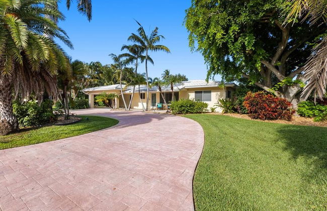 Walking Distance to the Beach 3Br House With Pool - Foto 31