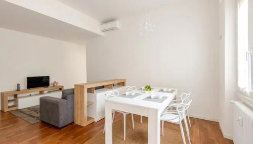 Like at Home - Close to Metro, Stadio San Siro, Duomo with private parking place - Foto 1