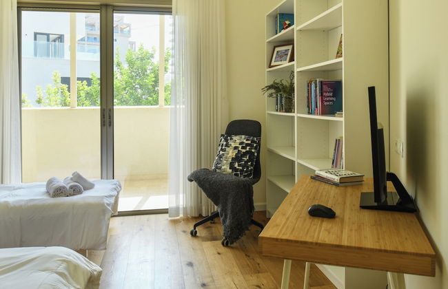 Coastline Family Triplex by Sea N' Rent - Photo 8