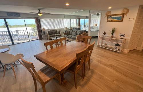 LICENSED MGR - MODERN OCEANFRONT CONDO! BEAUTIFUL OCEAN VIEWS! BEACH RESORT! 2 KING BEDs! - Foto 9
