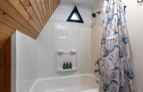 3 A-Frame Cabins w Hot Tubs Near Wine Trail - Foto 28