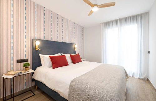 Beach and golf at modern apartment - Photo 4