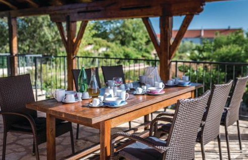 Nice Home In Cista Velika With Wifi - Photo 4