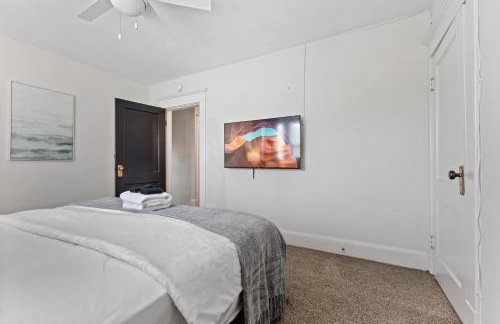 OrangeHome - Photo 25