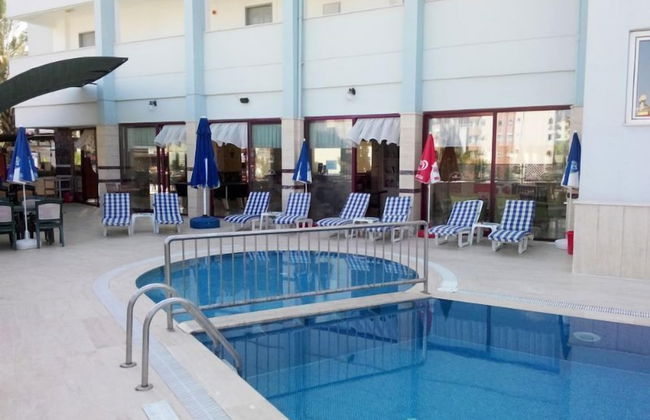 Sailor Apart Hotel - Photo 21