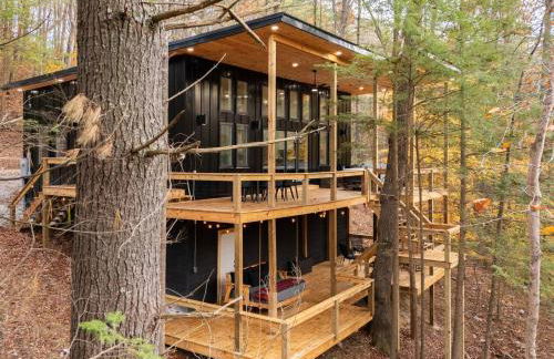 Modern Gem w/Spacious Deck, Swinging bed, Hot Tub - Foto 2