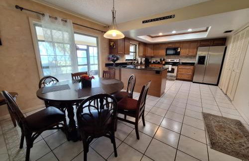 3 Bed 2 Bath amazing Lakeview , Jacuzzi Bath Tub - Foto 9