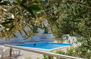 Holiday House M&A&K with swimming pool - Foto 1