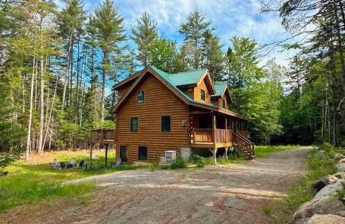 80PVR Log Home 20min to Bretton Woods AC Hot Tub wifi cable fireplace fire pit - Foto 2